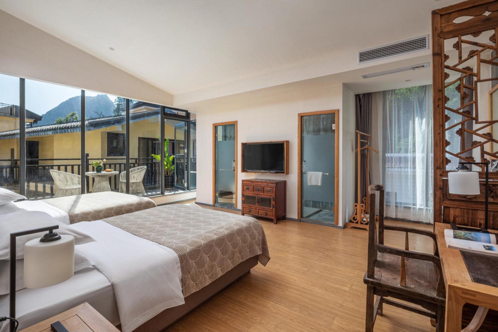 Guilin Heshe Lakeside Resort-Free Pick Up Service Stay Two Nights Exteriör bild