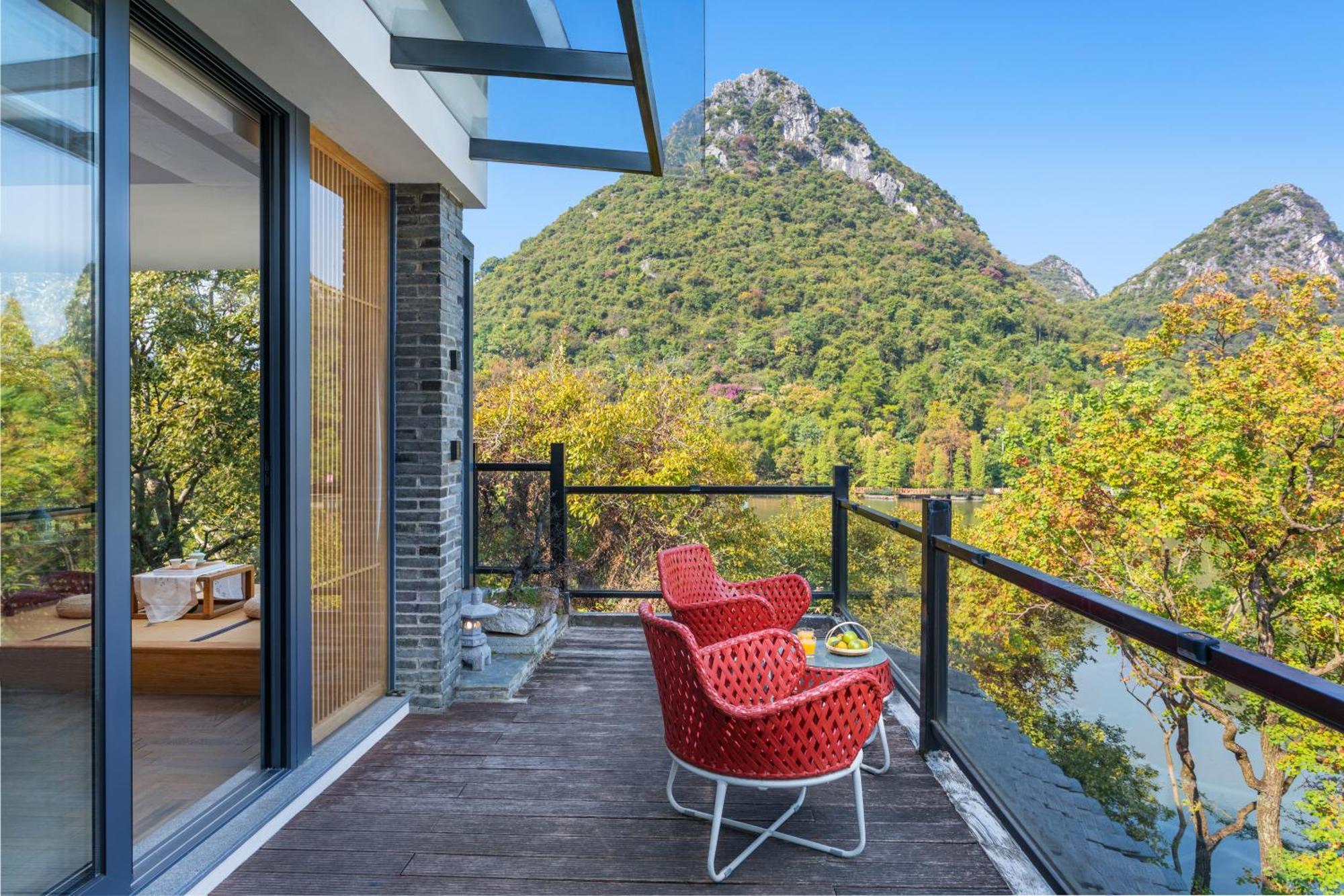 Guilin Heshe Lakeside Resort-Free Pick Up Service Stay Two Nights Exteriör bild