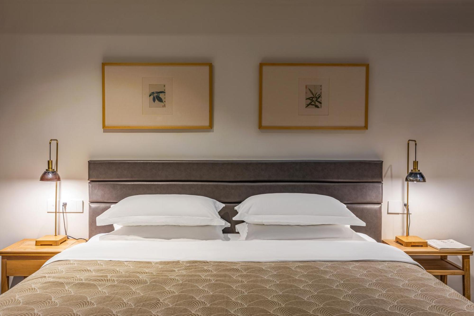 Guilin Heshe Lakeside Resort-Free Pick Up Service Stay Two Nights Exteriör bild