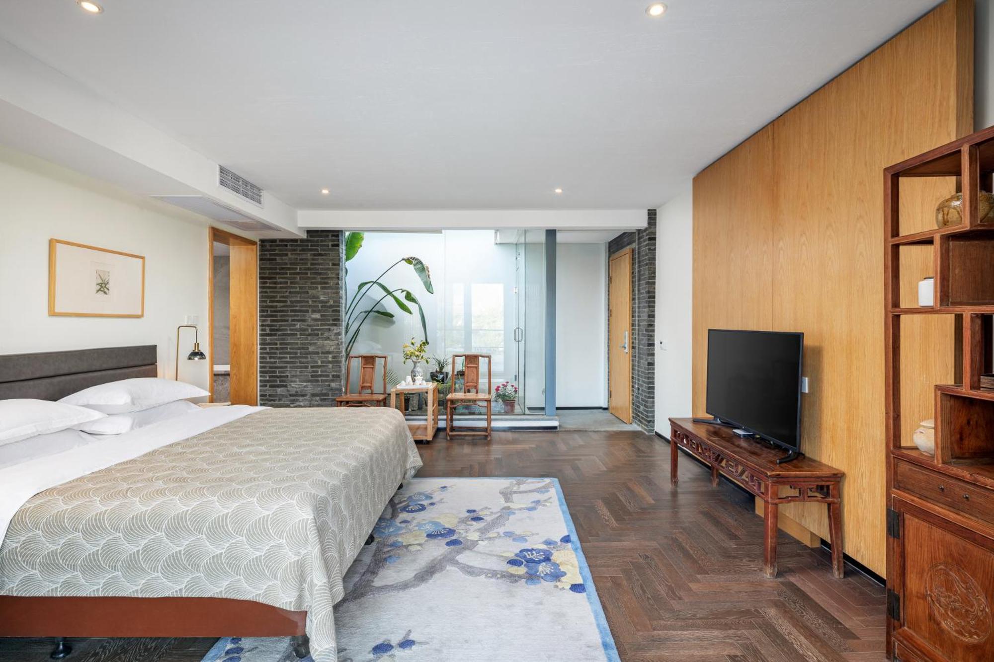 Guilin Heshe Lakeside Resort-Free Pick Up Service Stay Two Nights Exteriör bild