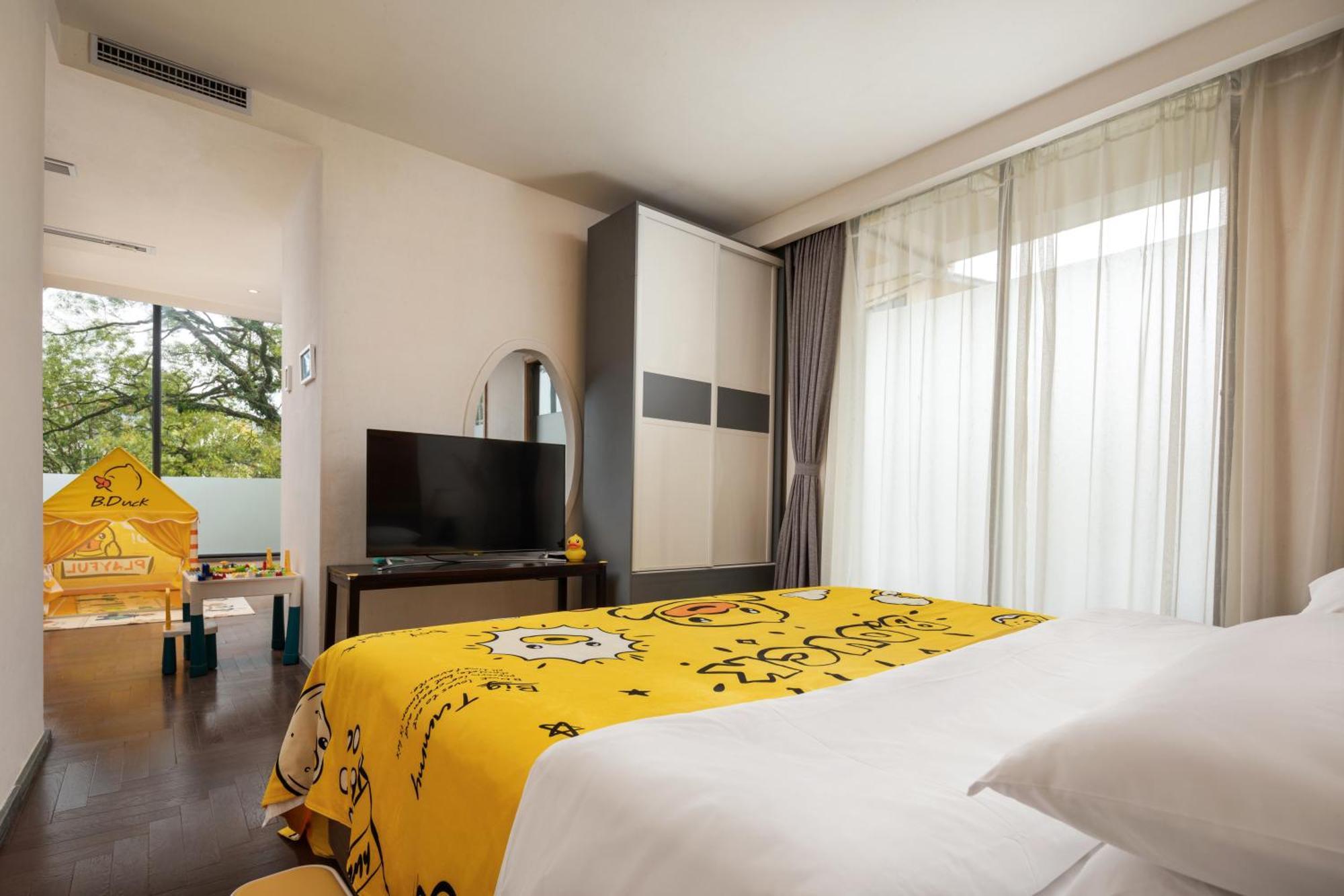 Guilin Heshe Lakeside Resort-Free Pick Up Service Stay Two Nights Exteriör bild